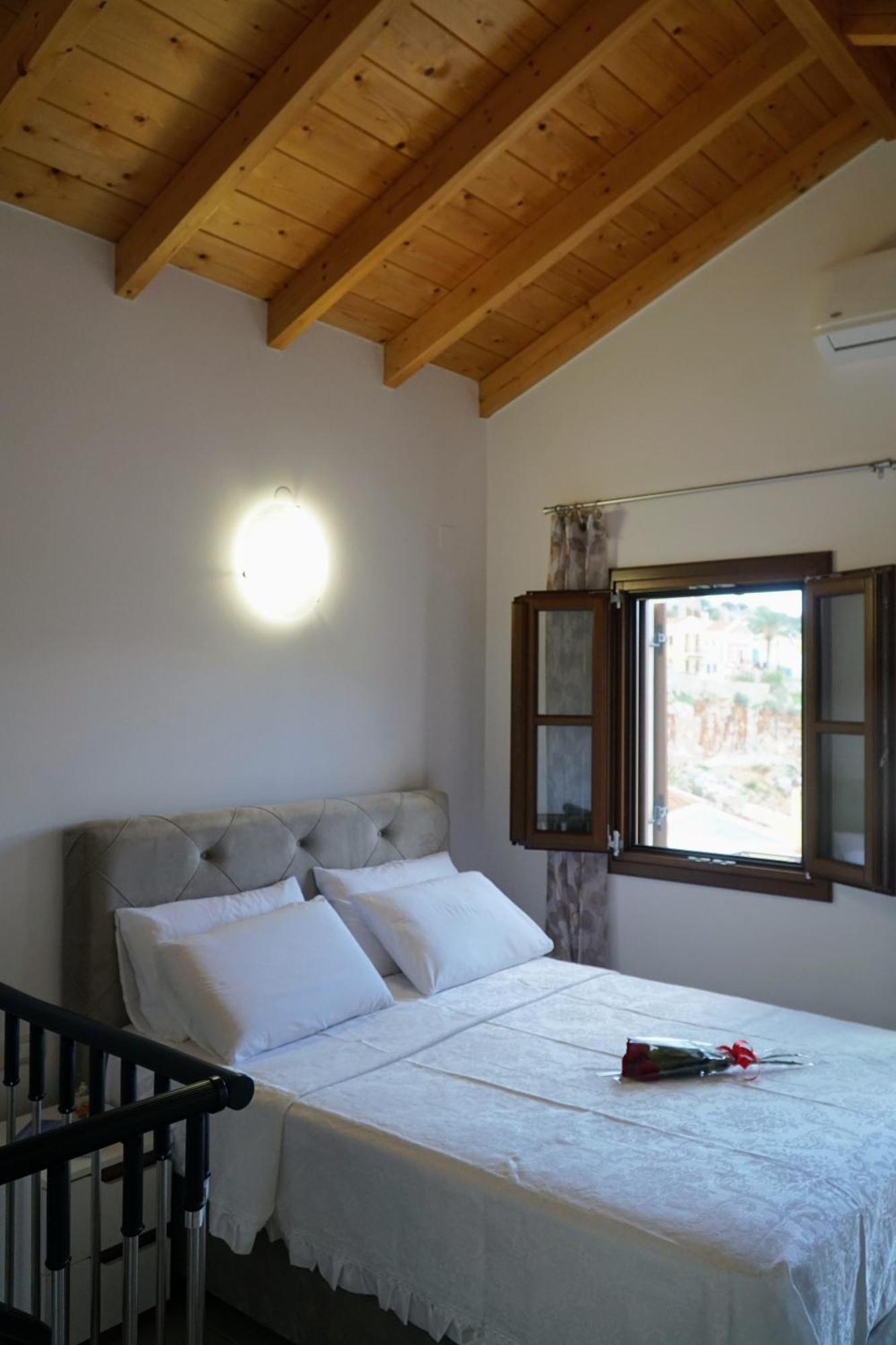 Oceanis Apartment Сімі Екстер'єр фото